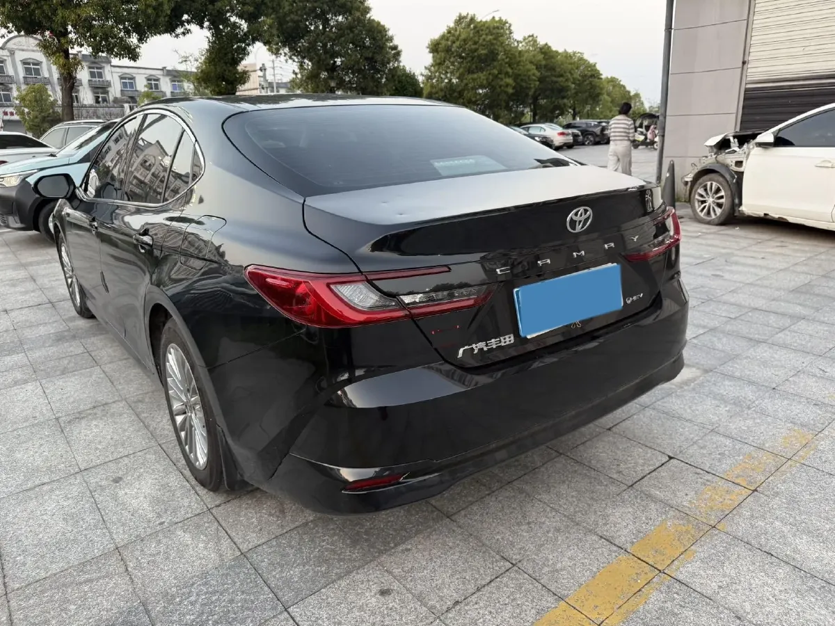 2024 Toyota Camry 2.0L 152HP L4 E-CVT Hybrid,autocango,china used car exporter,china ev exporter,chinese used car exporter,chinese used ev exporter