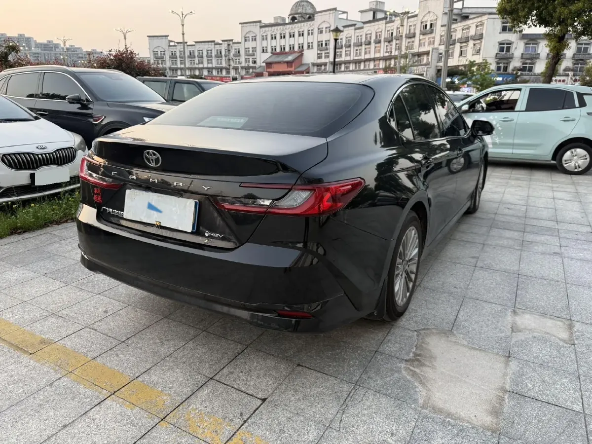 2024 Toyota Camry 2.0L 152HP L4 E-CVT Hybrid,autocango,china used car exporter,china ev exporter,chinese used car exporter,chinese used ev exporter