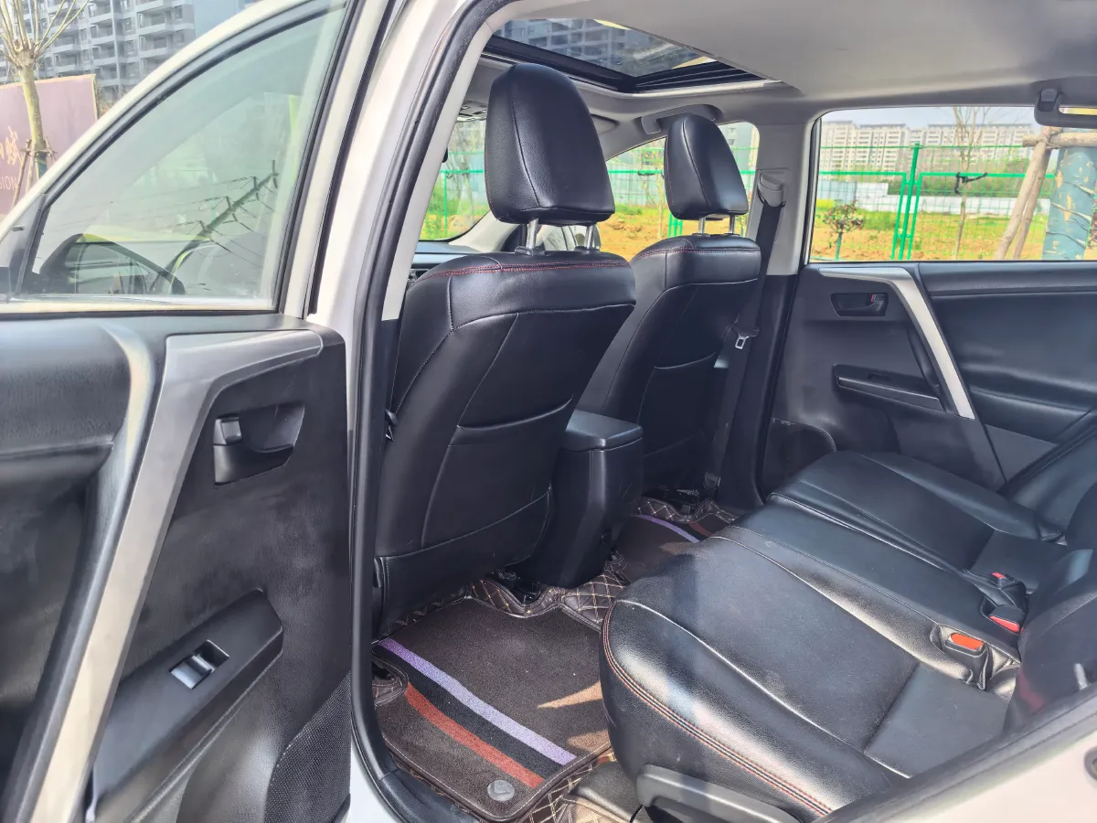 2019 Toyota Camry 2.0L 178HP L4 CVT,autocango,china used car exporter,china ev exporter,chinese used car exporter,chinese used ev exporter