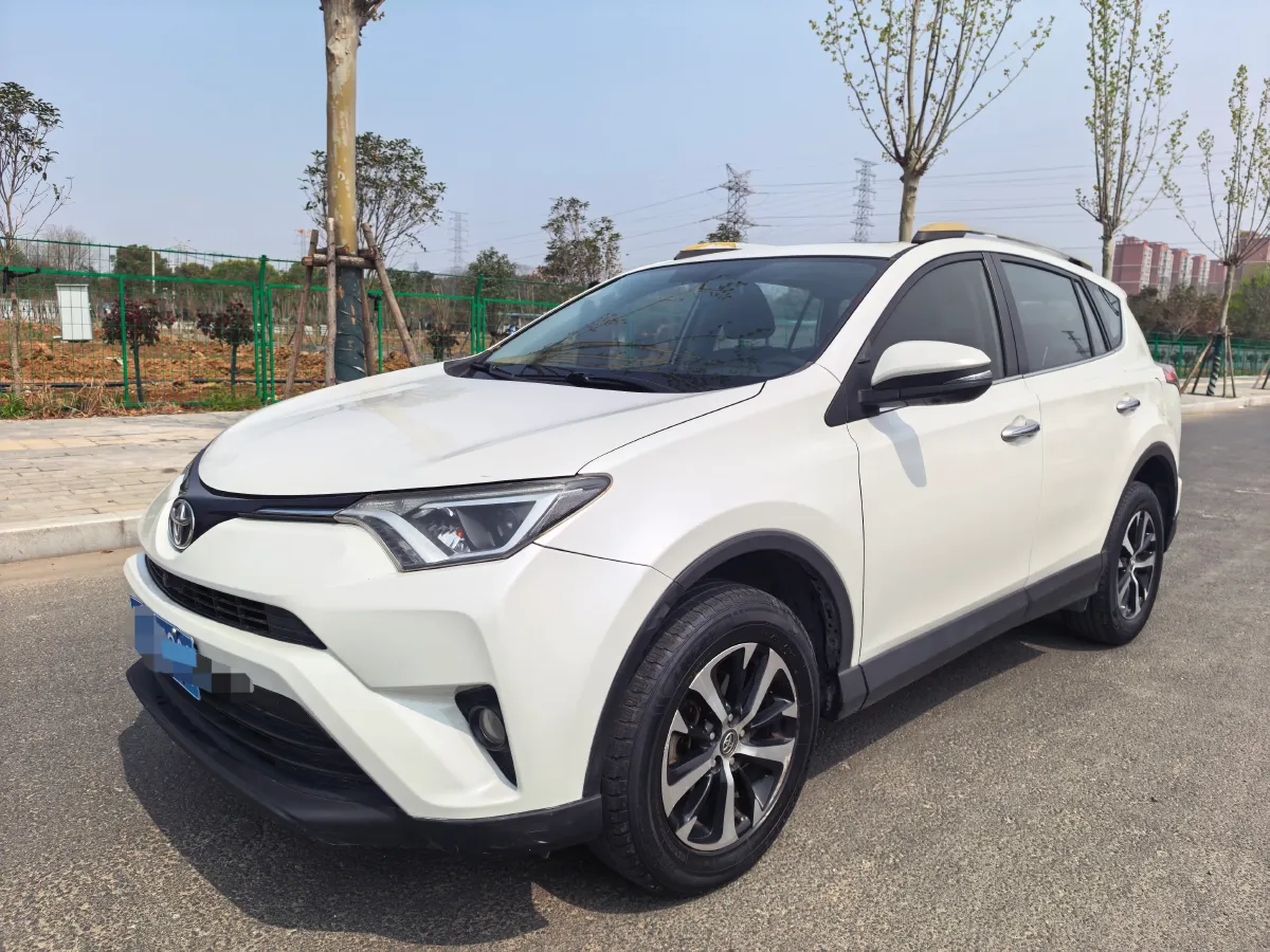 2019 Toyota Camry 2.0L 178HP L4 CVT,autocango,china used car exporter,china ev exporter,chinese used car exporter,chinese used ev exporter