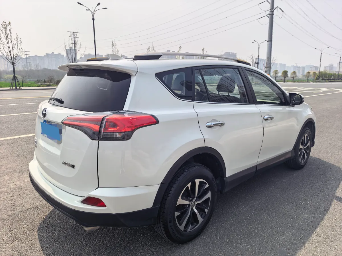 2019 Toyota Camry 2.0L 178HP L4 CVT,autocango,china used car exporter,china ev exporter,chinese used car exporter,chinese used ev exporter