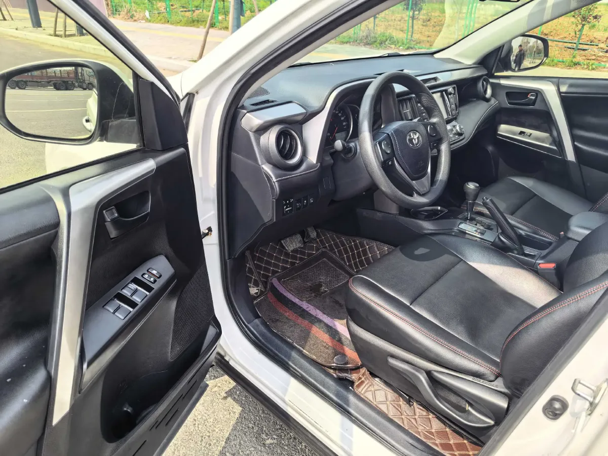 2019 Toyota Camry 2.0L 178HP L4 CVT,autocango,china used car exporter,china ev exporter,chinese used car exporter,chinese used ev exporter