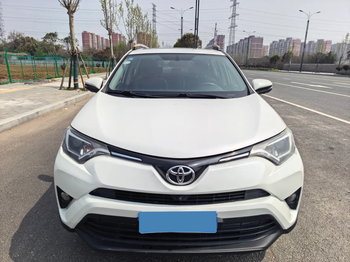 2019 Toyota Camry 2.0L 178HP L4 CVT,autocango,china used car exporter,china ev exporter,chinese used car exporter,chinese used ev exporter