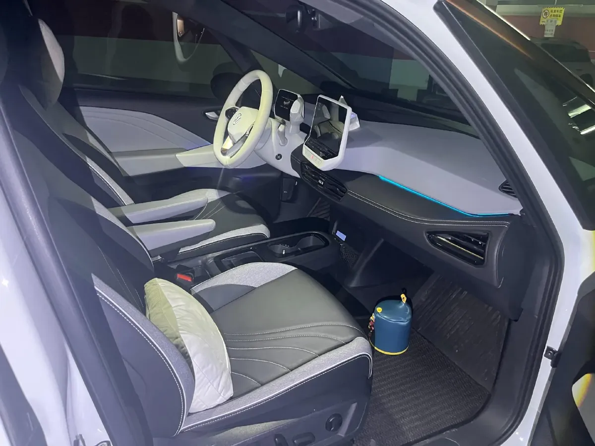 2024 Volkswagen ID.3 BEV 52.8KWH,autocango,china used car exporter,china ev exporter,chinese used car exporter,chinese used ev exporter