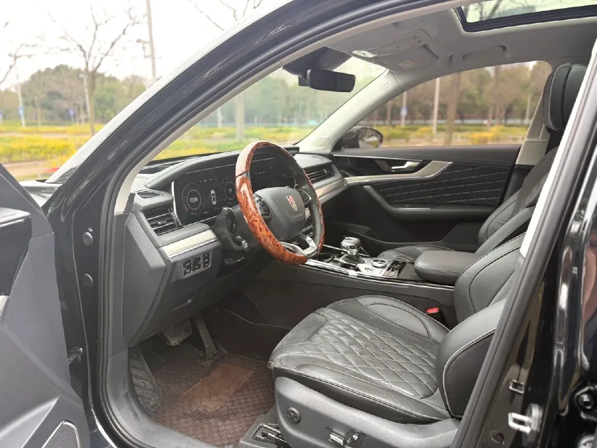 2019 HongQi HS5 2.0T 224HP L4 6AT,autocango,china used car exporter,china ev exporter,chinese used car exporter,chinese used ev exporter