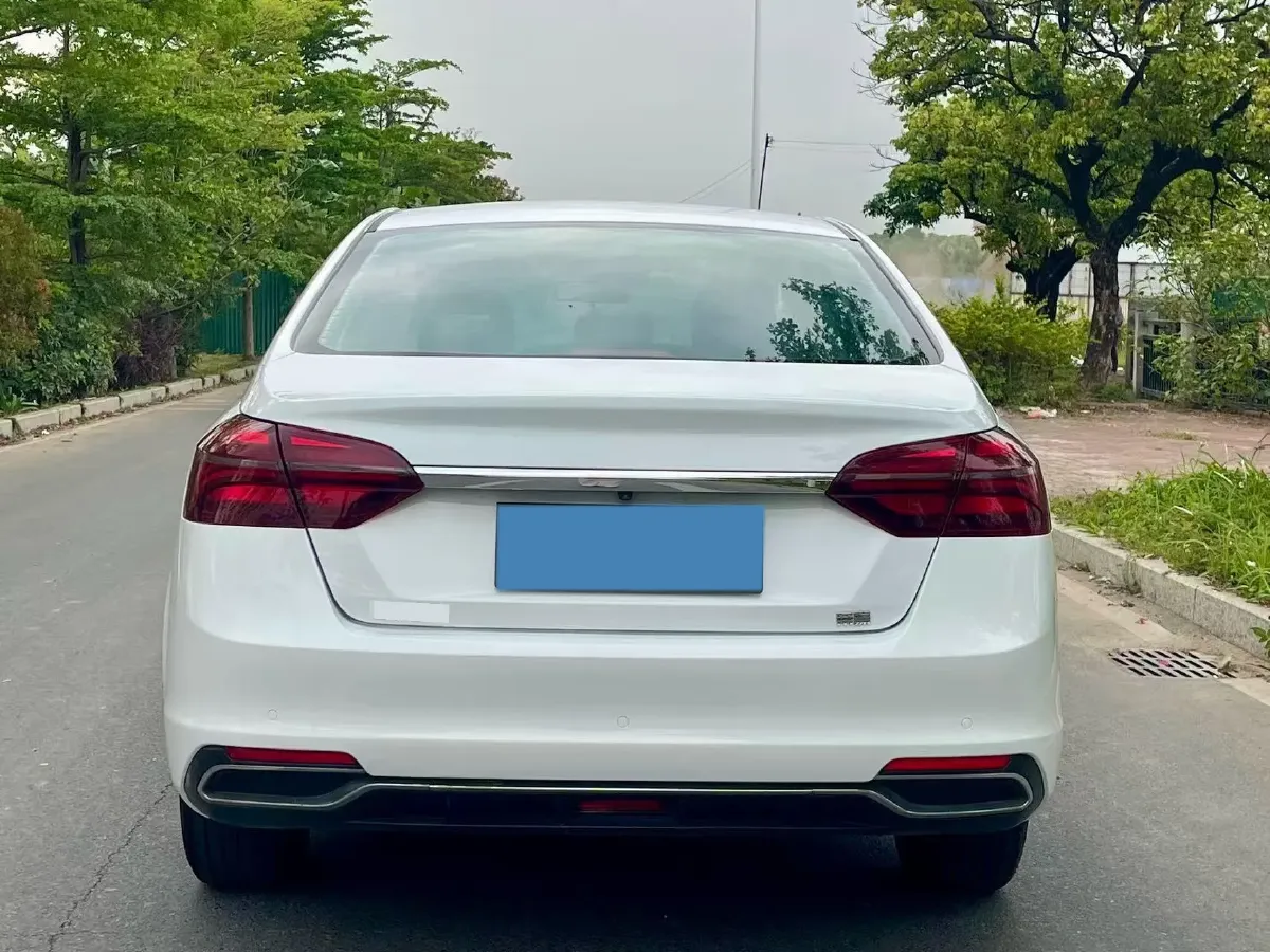 2019 Geely Emgrand 1.5L 109HP L4 5MT,autocango,china used car exporter,china ev exporter,chinese used car exporter,chinese used ev exporter