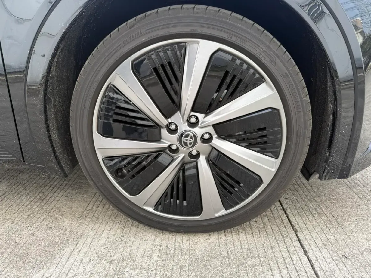 2025 Toyota bZ5 BEV,autocango,china used car exporter,china ev exporter,chinese used car exporter,chinese used ev exporter