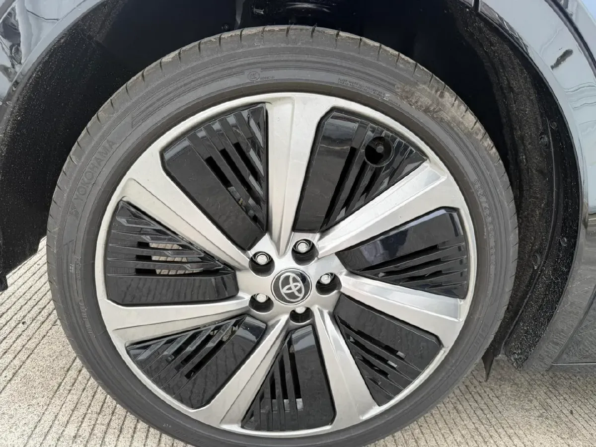 2025 Toyota bZ5 BEV,autocango,china used car exporter,china ev exporter,chinese used car exporter,chinese used ev exporter