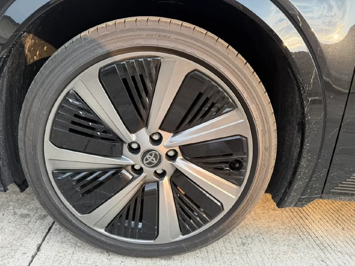 2025 Toyota bZ5 BEV,autocango,china used car exporter,china ev exporter,chinese used car exporter,chinese used ev exporter