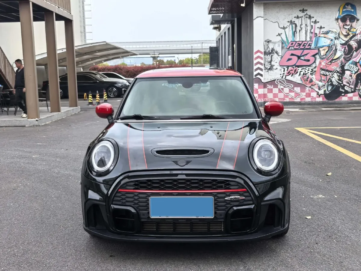 2022 MINI JCW 2.0T 231HP L4 8AT,autocango,china used car exporter,china ev exporter,chinese used car exporter,chinese used ev exporter