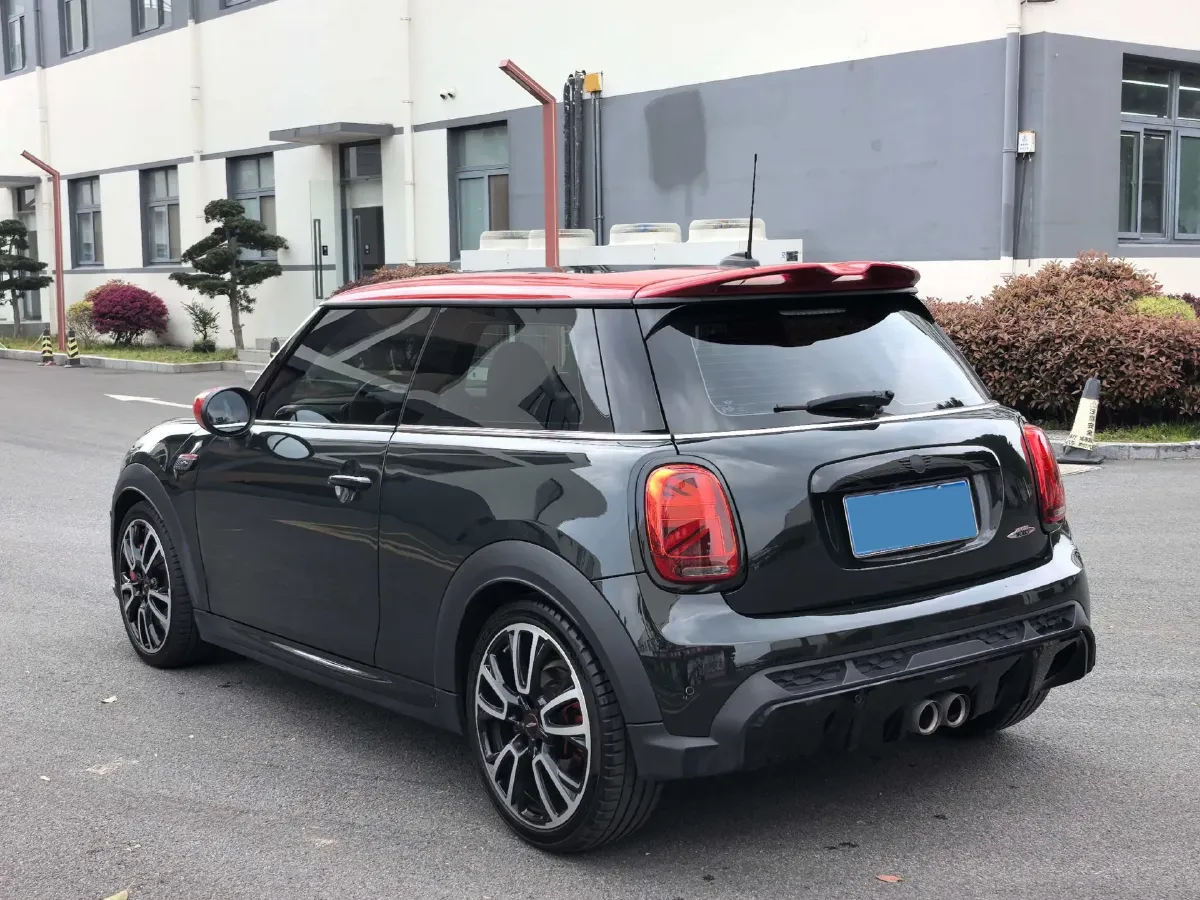 2022 MINI JCW 2.0T 231HP L4 8AT,autocango,china used car exporter,china ev exporter,chinese used car exporter,chinese used ev exporter