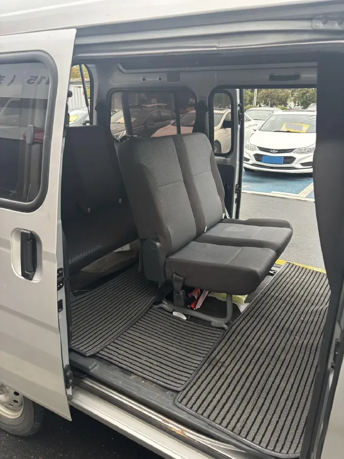 2023 WuLing ZhiGuang 1.5L 102HP L4 5MT,autocango,china used car exporter,china ev exporter,chinese used car exporter,chinese used ev exporter