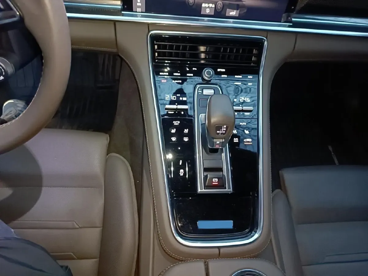 2021 Porsche Panamera 2.9T 330HP V6 8DCT,autocango,china used car exporter,china ev exporter,chinese used car exporter,chinese used ev exporter