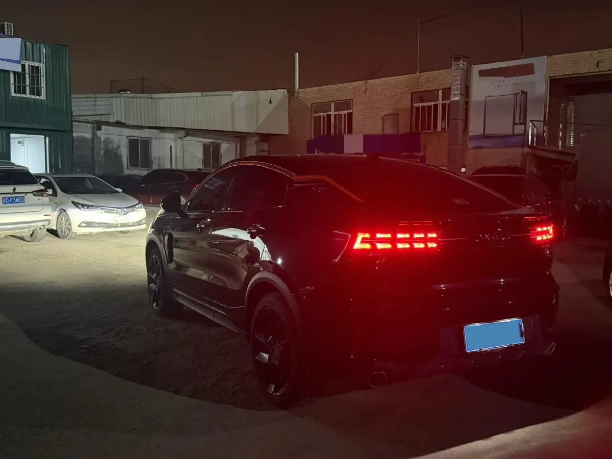 2020 LYNK&CO 05 2.0T 254HP L4 8AT,autocango,china used car exporter,china ev exporter,chinese used car exporter,chinese used ev exporter