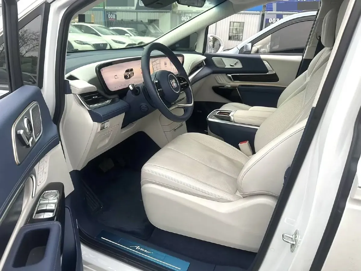 2025 Buick Century 2.0T 237HP L4 9AT,autocango,china used car exporter,china ev exporter,chinese used car exporter,chinese used ev exporter