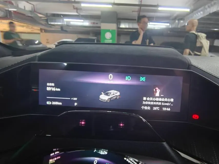 2022 Zeekr 001 BEV 100KWH,autocango,china used car exporter,china ev exporter,chinese used car exporter,chinese used ev exporter