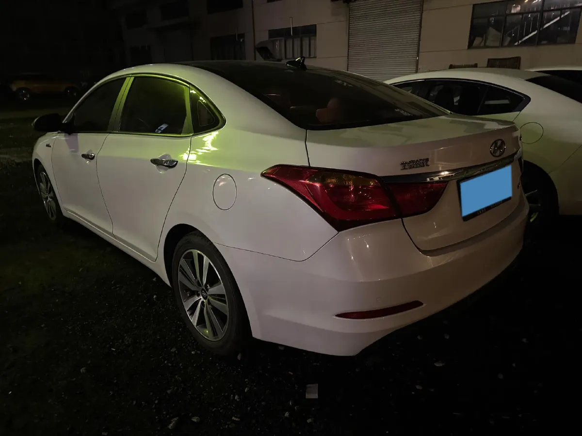 2016 Hyundai Mistra 1.6T 175HP L4 7DCT,autocango,china used car exporter,china ev exporter,chinese used car exporter,chinese used ev exporter
