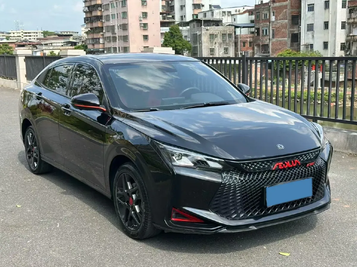 2023 DongFeng Aeolus YiXuan 1.5T 197HP L4 6DCT,autocango,china used car exporter,china ev exporter,chinese used car exporter,chinese used ev exporter