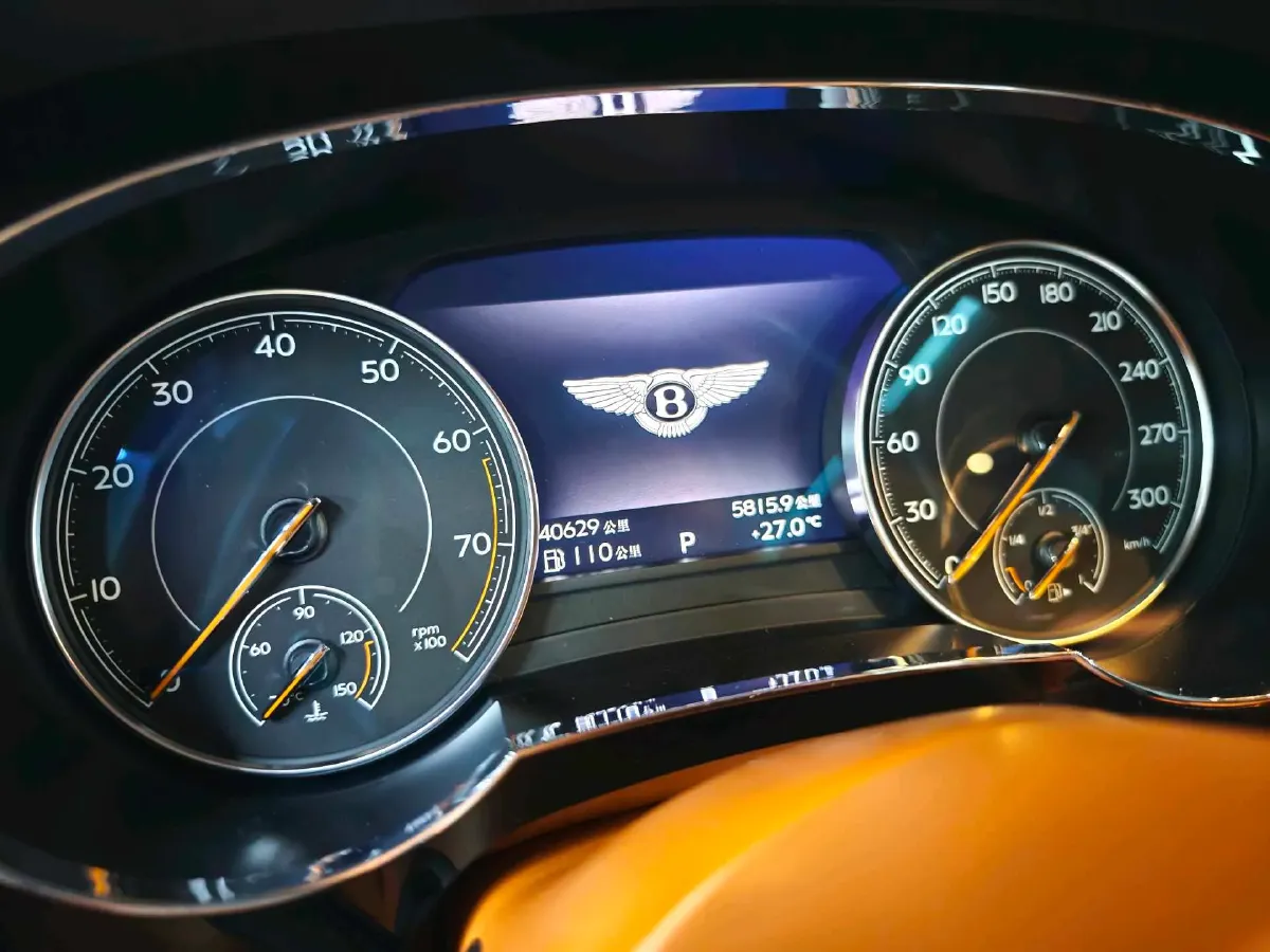 2017 Bentley Bentayga 6.0T 608HP W12 8AT,autocango,china used car exporter,china ev exporter,chinese used car exporter,chinese used ev exporter