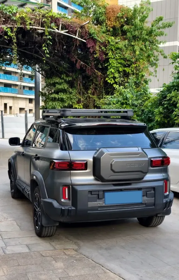 2025 Geely Cowboy 1.5T 181HP L4 7DCT,autocango,china used car exporter,china ev exporter,chinese used car exporter,chinese used ev exporter