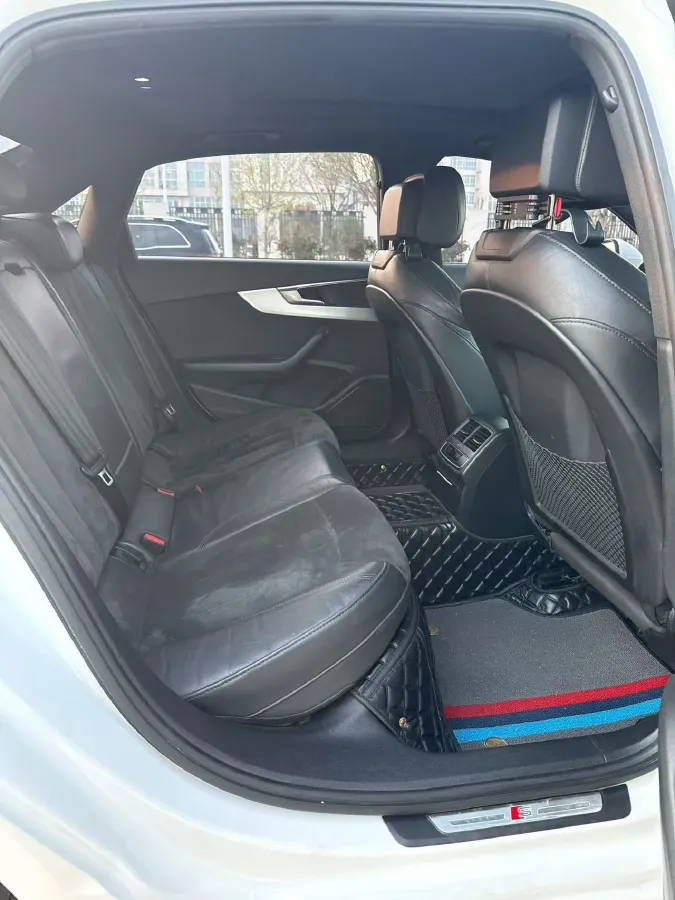 2020 Audi A4L 2.0T 190HP L4 7DCT,autocango,china used car exporter,china ev exporter,chinese used car exporter,chinese used ev exporter