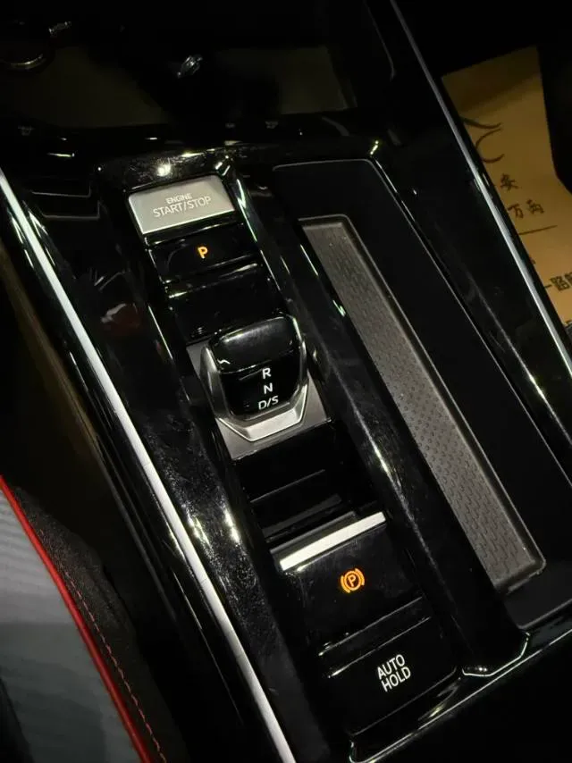 2024 Volkswagen Lamando 1.4T 150HP L4 7DCT,autocango,china used car exporter,china ev exporter,chinese used car exporter,chinese used ev exporter