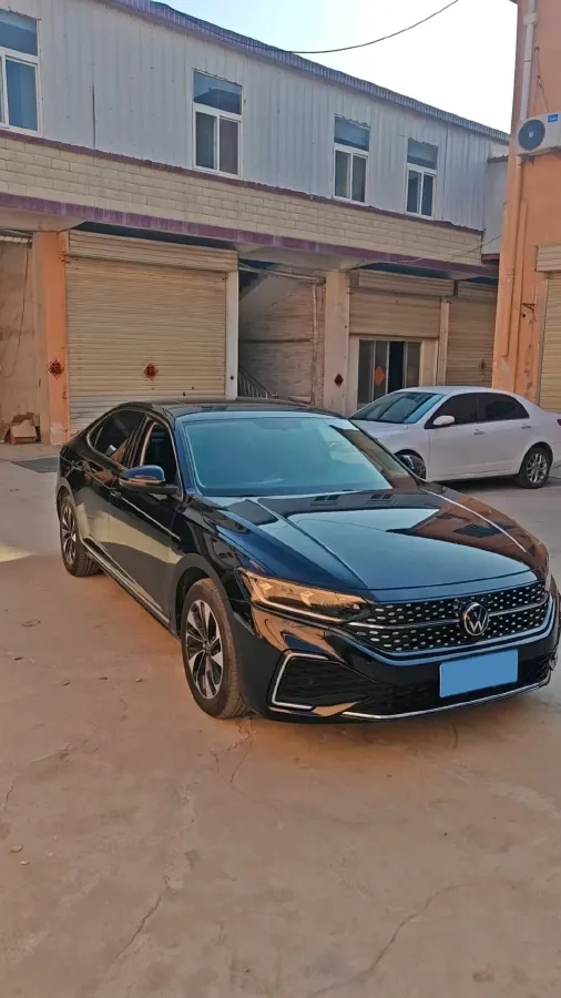 2023 Volkswagen Passat 2.0T 186HP L4 7DCT,autocango,china used car exporter,china ev exporter,chinese used car exporter,chinese used ev exporter