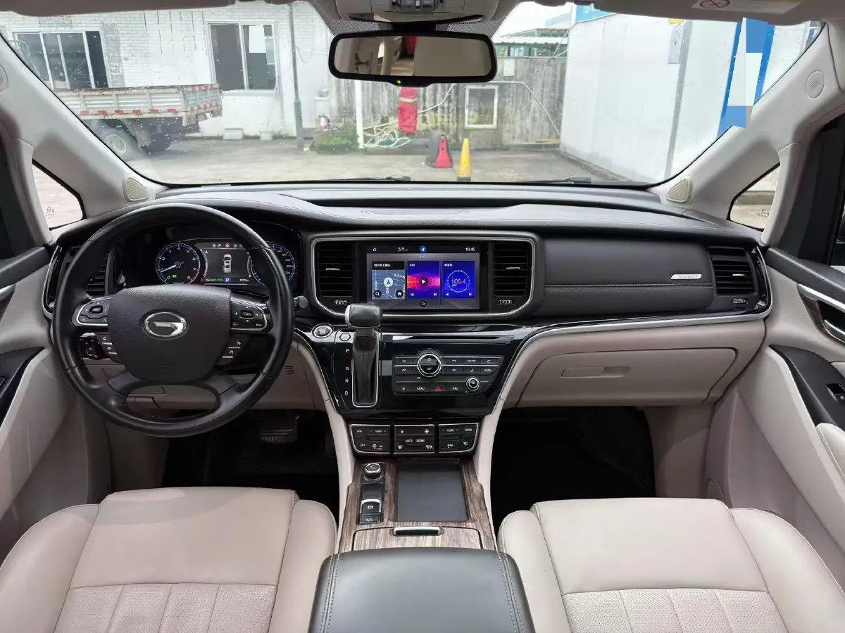 2018 GAC Trumpchi M8 2.0T 201HP L4 6AT,autocango,china used car exporter,china ev exporter,chinese used car exporter,chinese used ev exporter