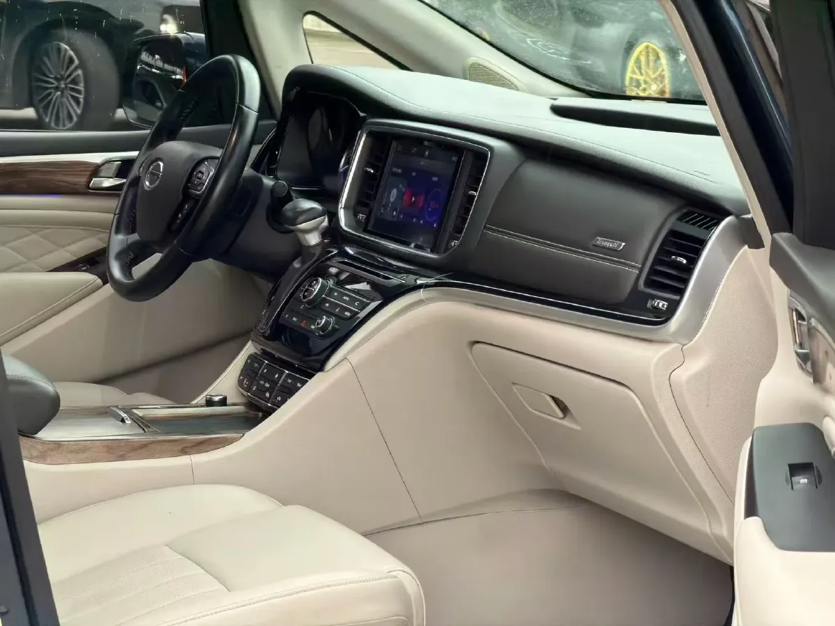 2018 GAC Trumpchi M8 2.0T 201HP L4 6AT,autocango,china used car exporter,china ev exporter,chinese used car exporter,chinese used ev exporter