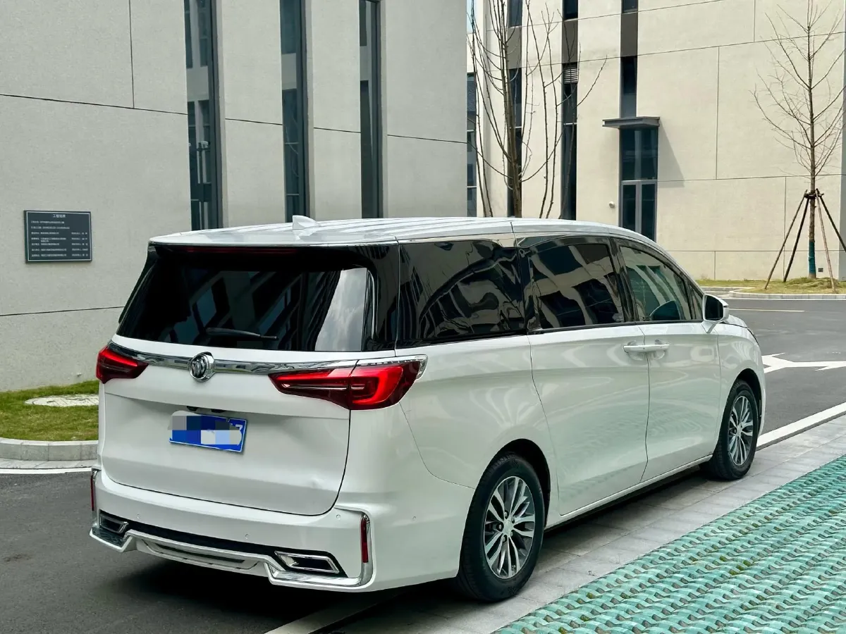2021 Buick GL8 2.0T 237HP L4 9AT,autocango,china used car exporter,china ev exporter,chinese used car exporter,chinese used ev exporter