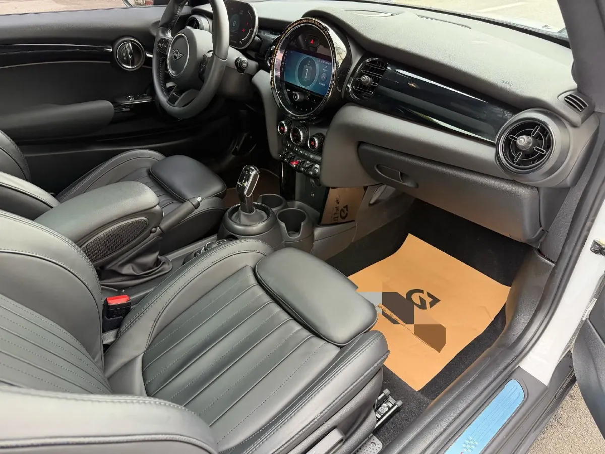 2023 MINI MINI 2.0T 178HP L4 7DCT,autocango,china used car exporter,china ev exporter,chinese used car exporter,chinese used ev exporter