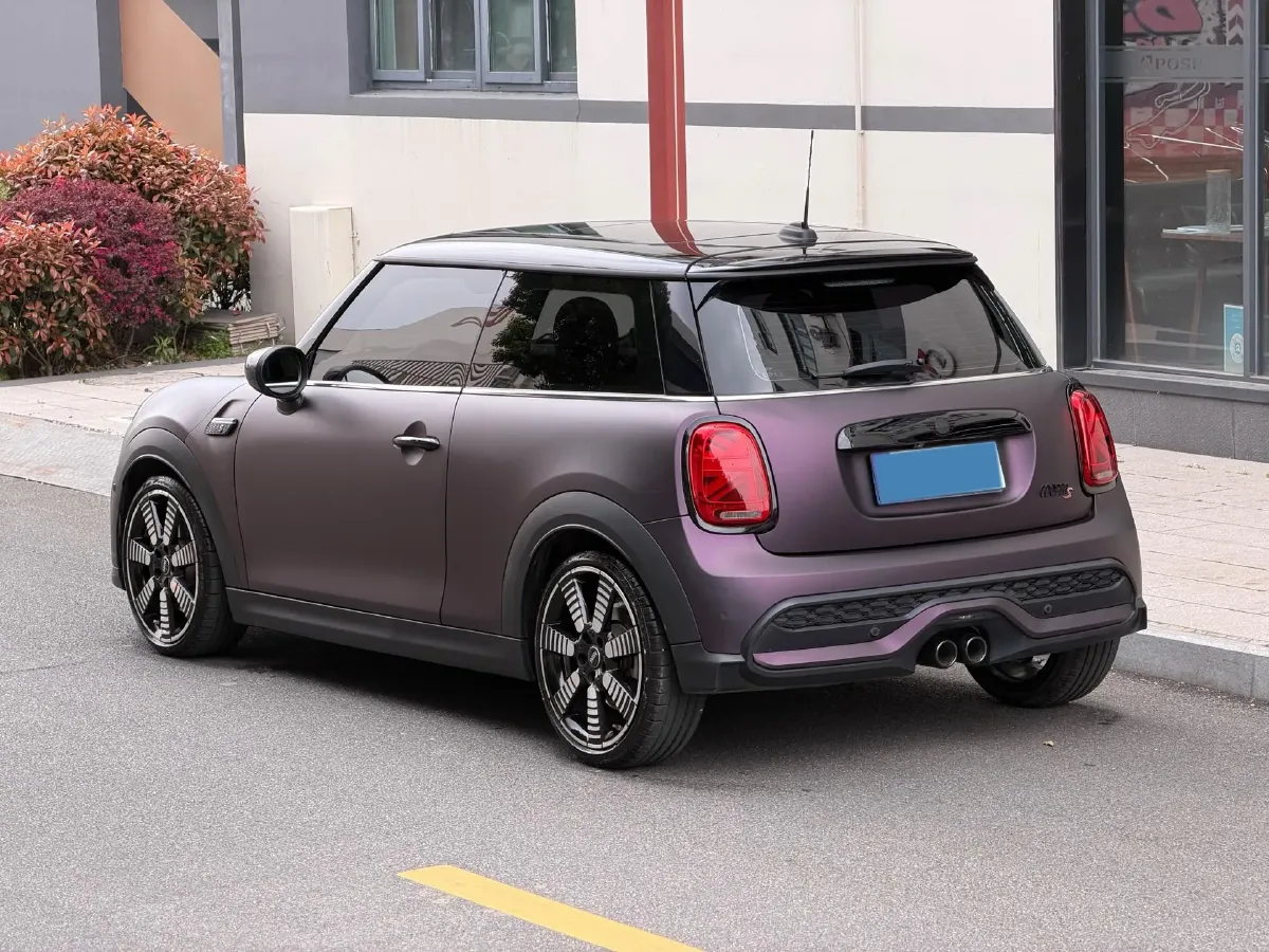 2023 MINI MINI 2.0T 178HP L4 7DCT,autocango,china used car exporter,china ev exporter,chinese used car exporter,chinese used ev exporter