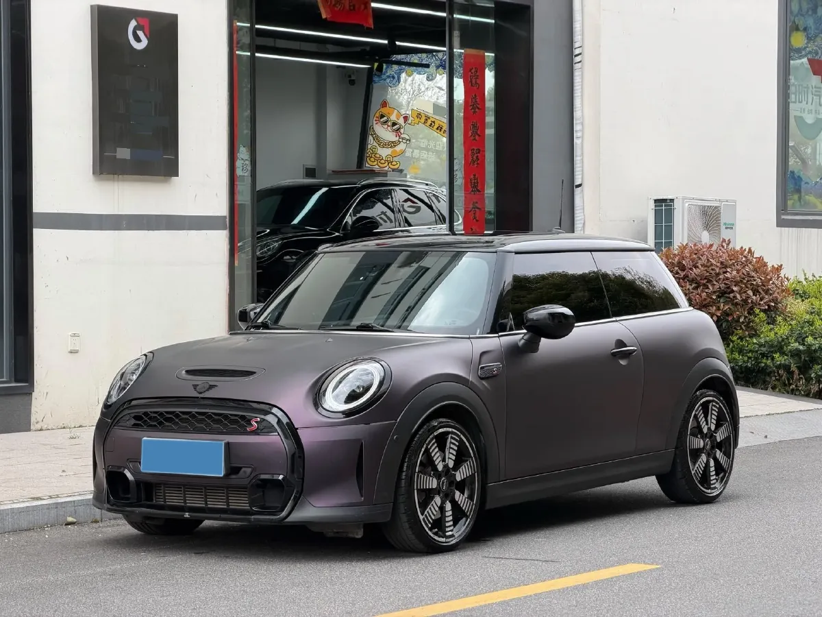 2023 MINI MINI 2.0T 178HP L4 7DCT,autocango,china used car exporter,china ev exporter,chinese used car exporter,chinese used ev exporter