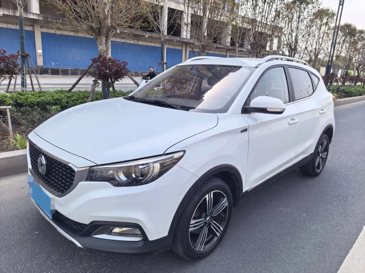 2020 MG ZS 1.5L 120HP L4 5MT,autocango,china used car exporter,china ev exporter,chinese used car exporter,chinese used ev exporter