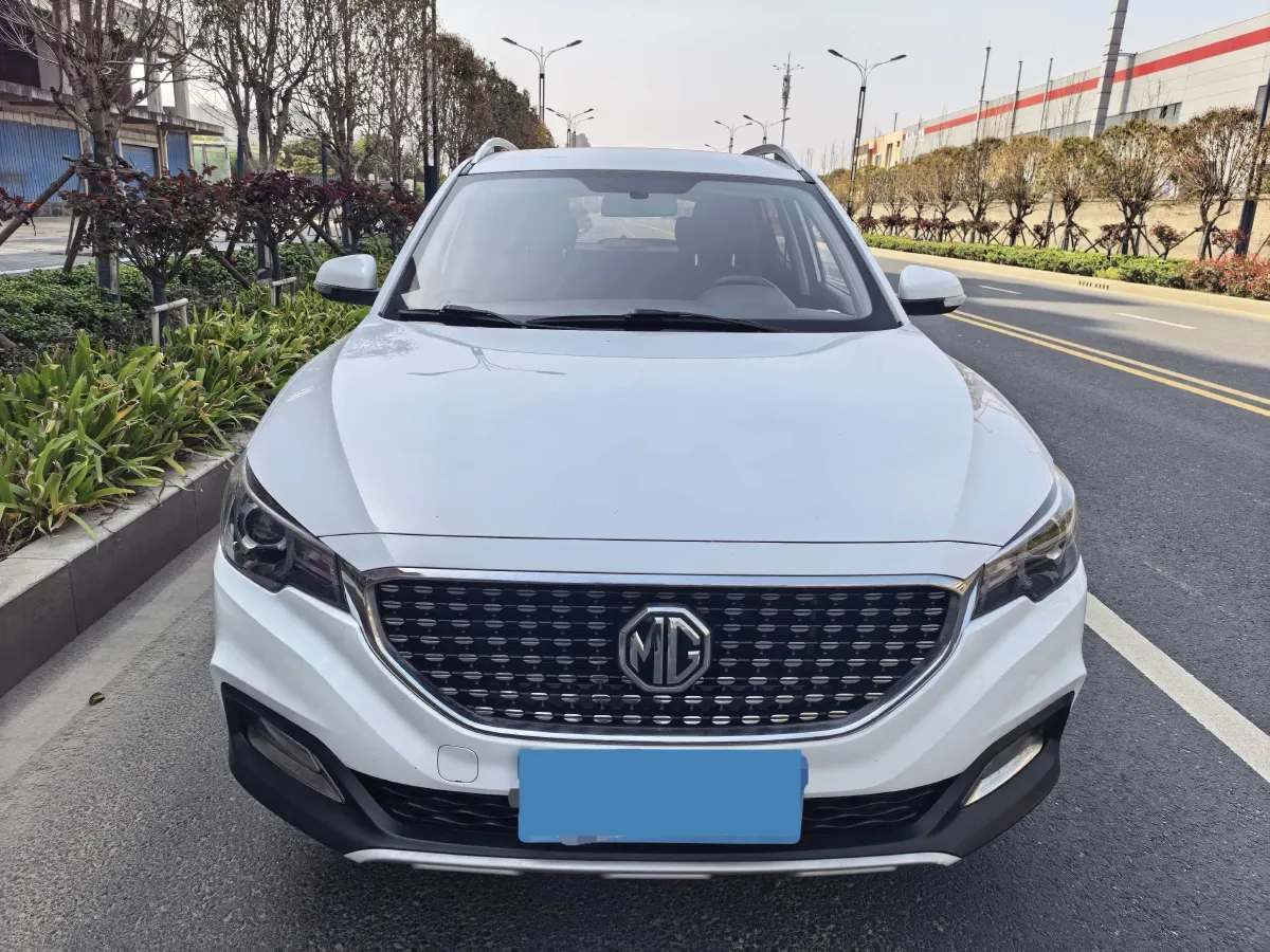 2020 MG ZS 1.5L 120HP L4 5MT,autocango,china used car exporter,china ev exporter,chinese used car exporter,chinese used ev exporter