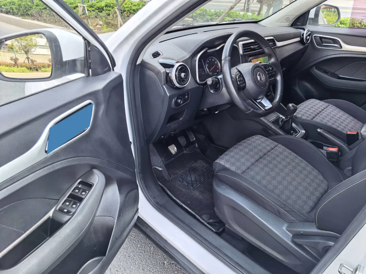 2020 MG ZS 1.5L 120HP L4 5MT,autocango,china used car exporter,china ev exporter,chinese used car exporter,chinese used ev exporter