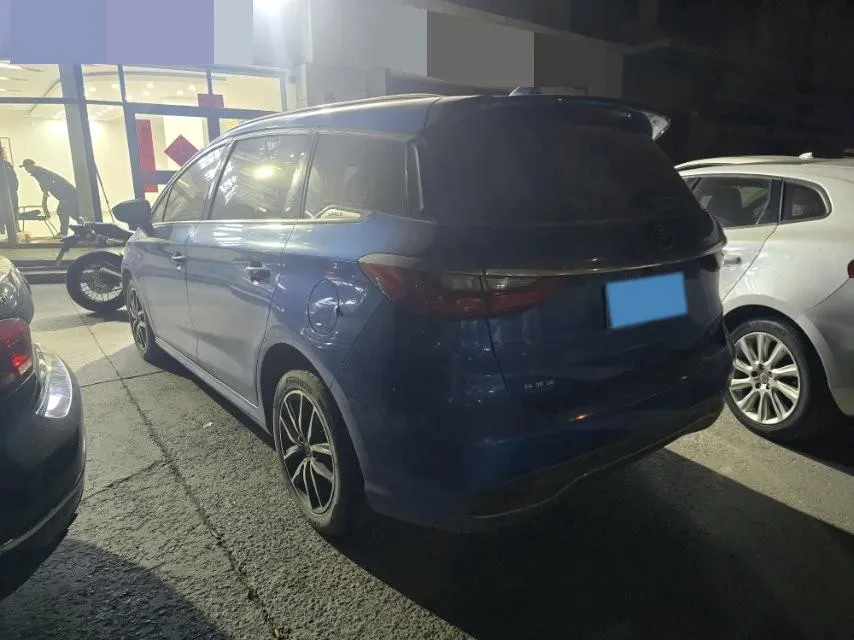 2017 BYD Song MAX 1.5T 154HP L4 6DCT,autocango,china used car exporter,china ev exporter,chinese used car exporter,chinese used ev exporter