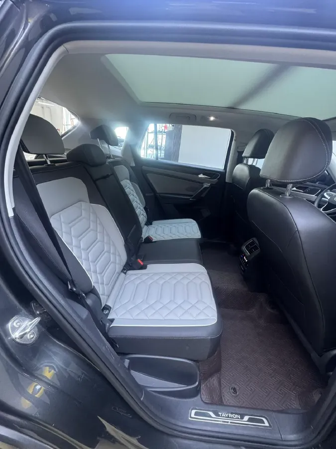 2023 Volkswagen Tayron 1.5T 160HP L4 7DCT,autocango,china used car exporter,china ev exporter,chinese used car exporter,chinese used ev exporter