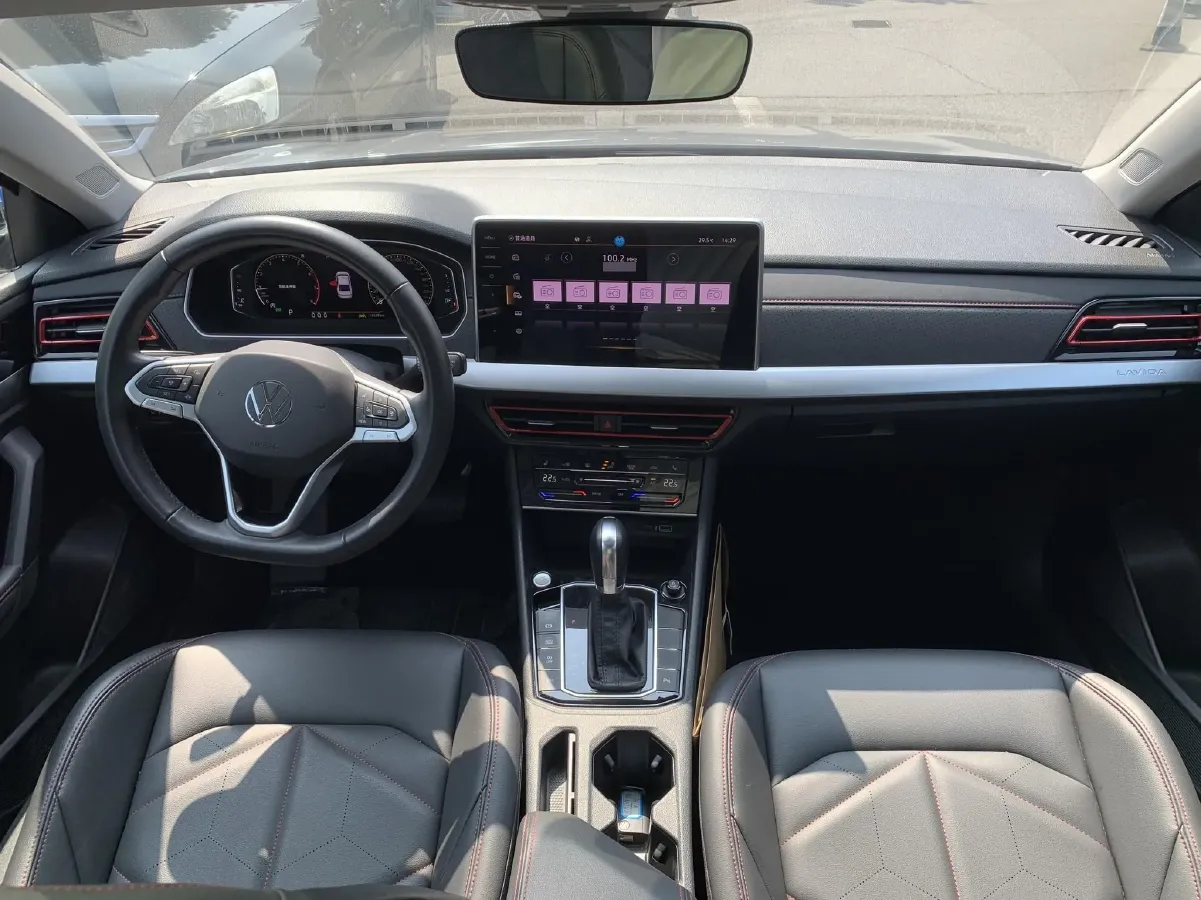 2023 Volkswagen Lavida 1.5T 160HP L4 7DCT,autocango,china used car exporter,china ev exporter,chinese used car exporter,chinese used ev exporter