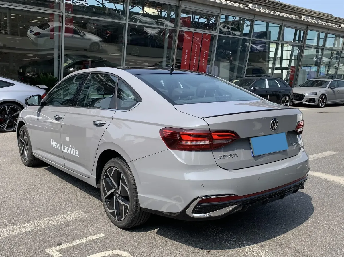 2023 Volkswagen Lavida 1.5T 160HP L4 7DCT,autocango,china used car exporter,china ev exporter,chinese used car exporter,chinese used ev exporter
