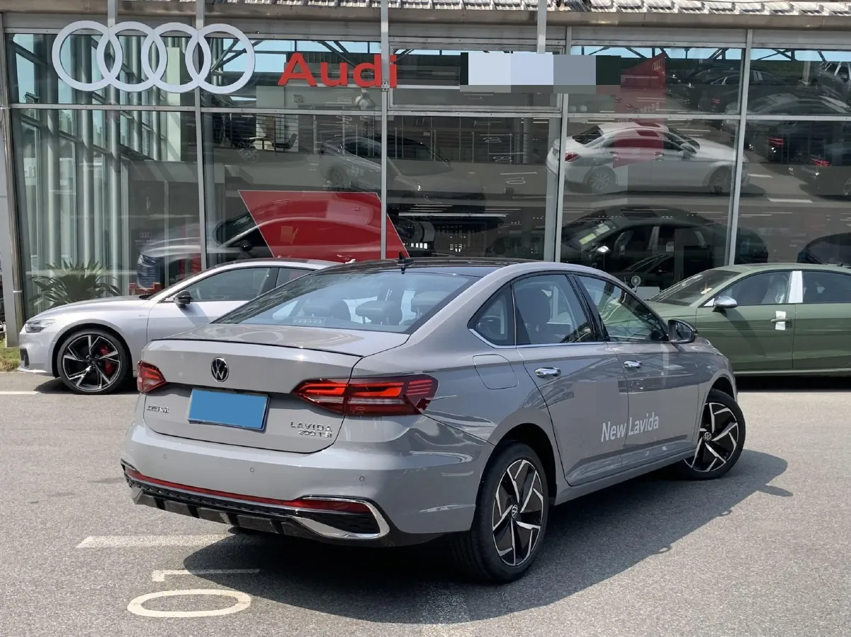 2023 Volkswagen Lavida 1.5T 160HP L4 7DCT,autocango,china used car exporter,china ev exporter,chinese used car exporter,chinese used ev exporter