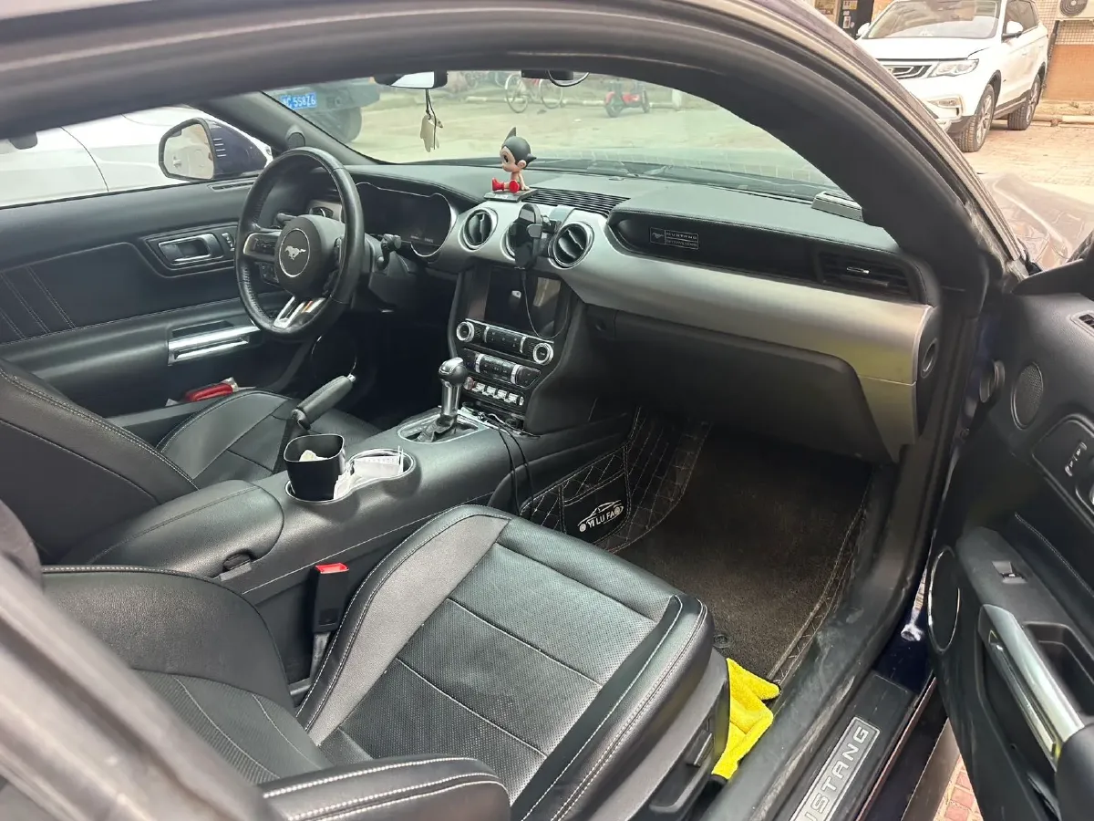 2020 Ford Mustang 2.3T 299HP L4 10AT,autocango,china used car exporter,china ev exporter,chinese used car exporter,chinese used ev exporter