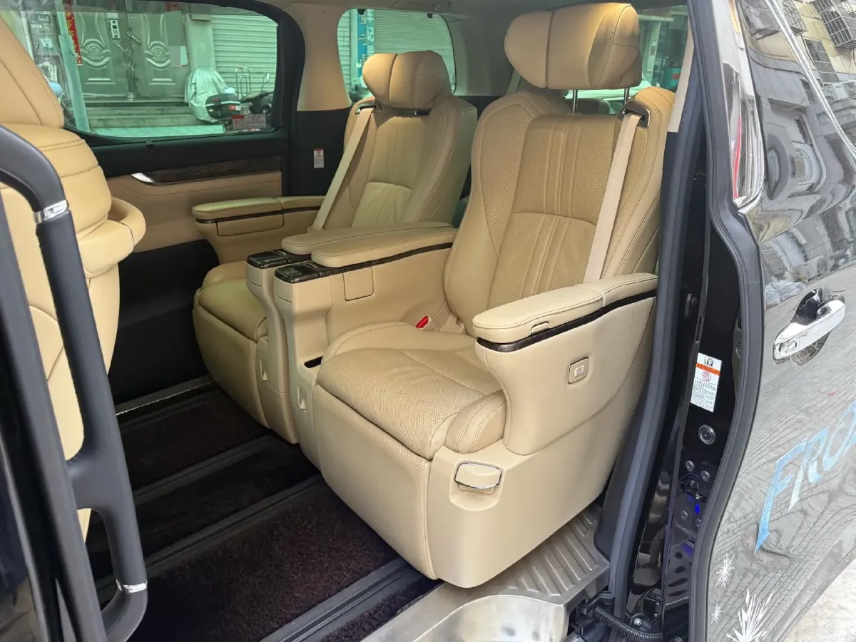 2021 Toyota Alphard 2.5L 117HP L4 E-CVT Hybrid,autocango,china used car exporter,china ev exporter,chinese used car exporter,chinese used ev exporter