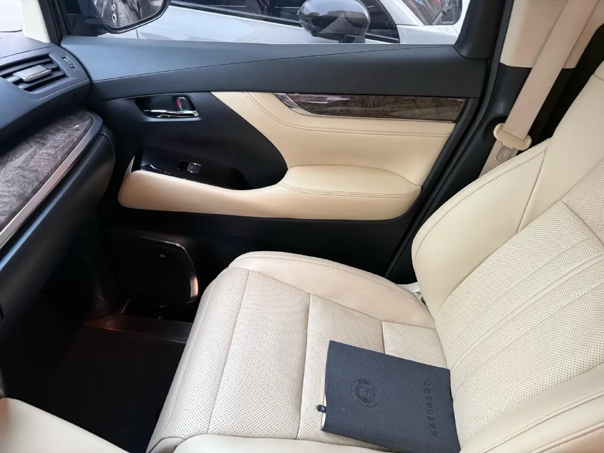 2021 Toyota Alphard 2.5L 117HP L4 E-CVT Hybrid,autocango,china used car exporter,china ev exporter,chinese used car exporter,chinese used ev exporter