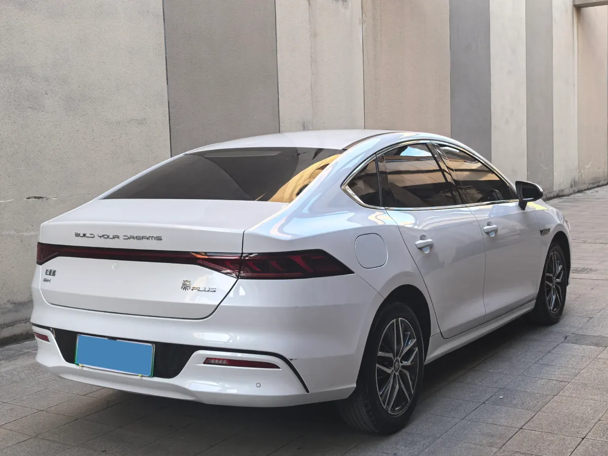 2021 Haval F7 1.5T 169HP L4 7DCT,autocango,china used car exporter,china ev exporter,chinese used car exporter,chinese used ev exporter