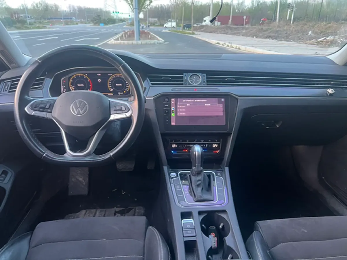 2021 Volkswagen Magotan 2.0T 186HP L4 7DCT,autocango,china used car exporter,china ev exporter,chinese used car exporter,chinese used ev exporter