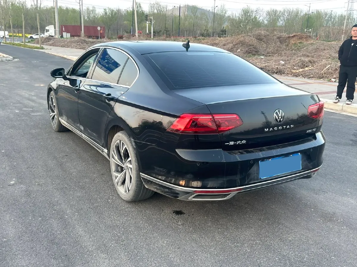 2021 Volkswagen Magotan 2.0T 186HP L4 7DCT,autocango,china used car exporter,china ev exporter,chinese used car exporter,chinese used ev exporter