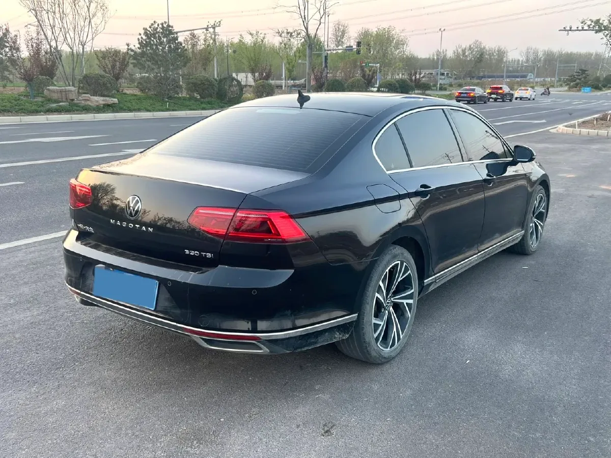 2021 Volkswagen Magotan 2.0T 186HP L4 7DCT,autocango,china used car exporter,china ev exporter,chinese used car exporter,chinese used ev exporter