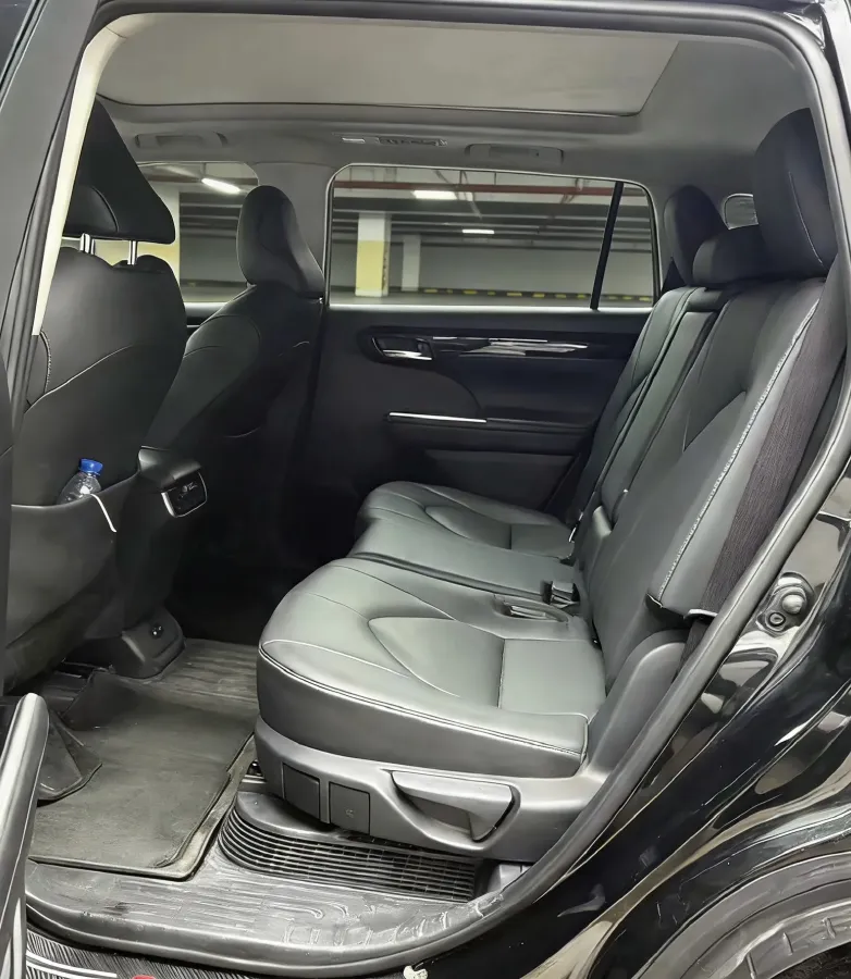 2023 Toyota Highlander 2.5L 189HP L4 E-CVT Hybrid,autocango,china used car exporter,china ev exporter,chinese used car exporter,chinese used ev exporter