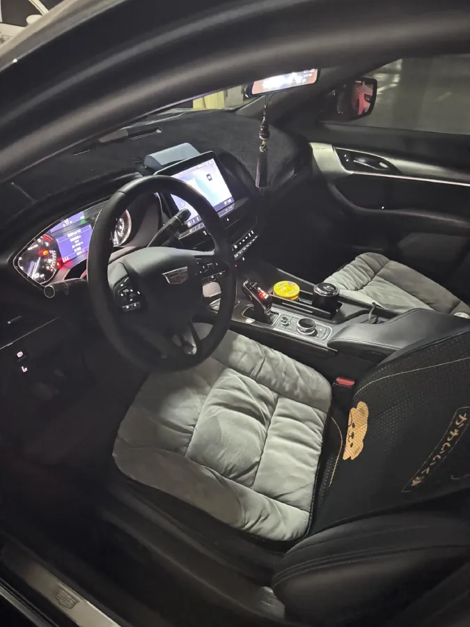 2021 Cadillac CT5 2.0T 237HP L4 10AT,autocango,china used car exporter,china ev exporter,chinese used car exporter,chinese used ev exporter